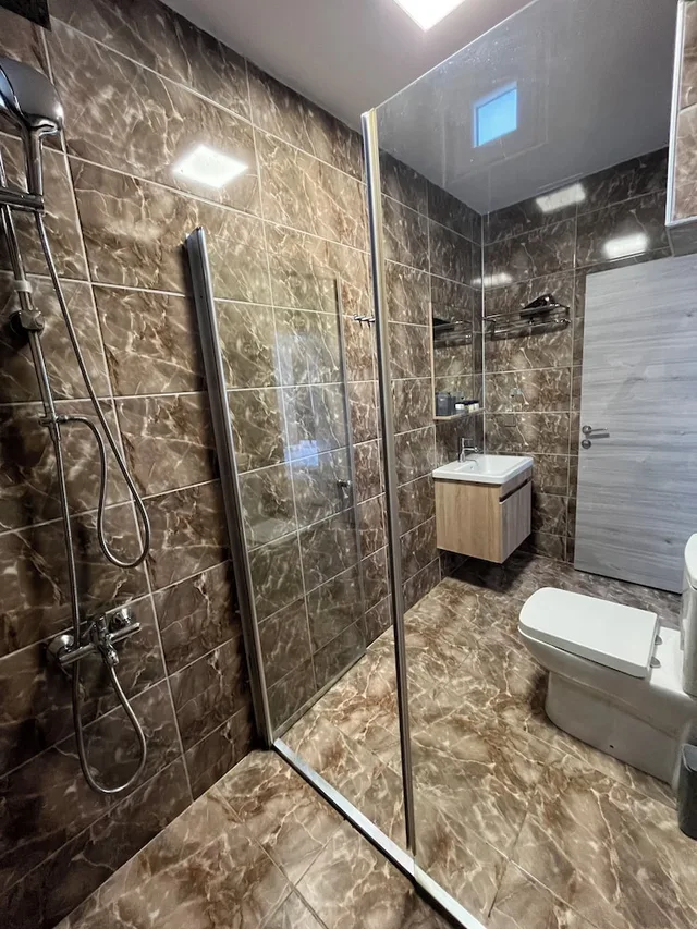 غرفة جونيور بسرير مزدوج بإطلالة على الفناء، Parli Hotel 10/10
