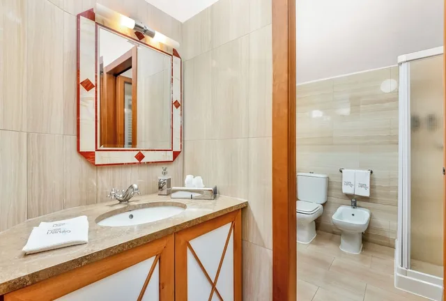 جناح بسريرين منفصلين بشرفة، Hotel Villa Undulna 3/6