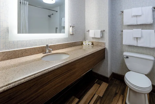 Specialty, Single Bed، Holiday Inn Express Suites Ft Washington Philadelphia 1/2