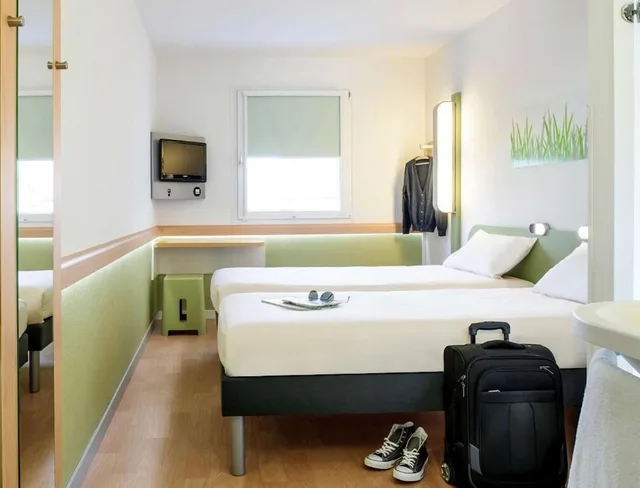 غرفة بسريرين منفصلين، Ibis Budget Basel Pratteln 6/6