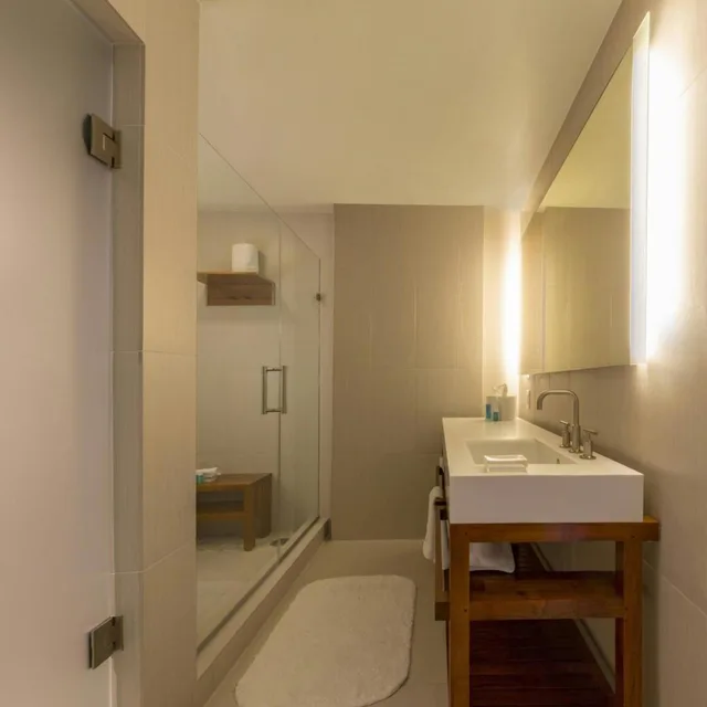 2 Bedrooms, Residential, Deluxe, Suite, 2 King Beds, Intracoastal View, Sofa، W Fort Lauderdale 5/6