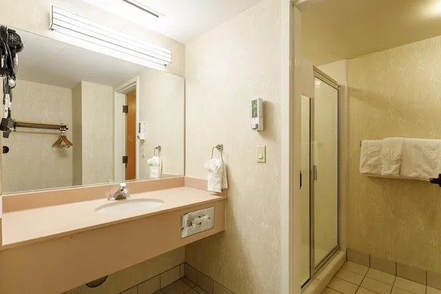 Tower, 2 Queen Beds, Smoking، Wendover Nugget Hotel & Casino by Red Lion Hotels 2/2