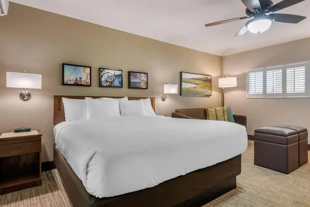 غرفة بسرير مزدوج، Best Western Plus Jekyll Island 1/4