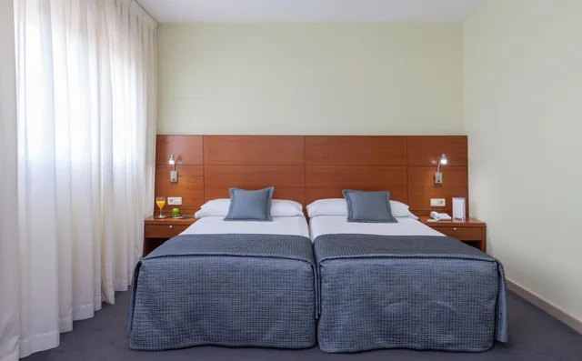 غرفة ثلاثية، Hotel Porcel Torre Garden 5/10