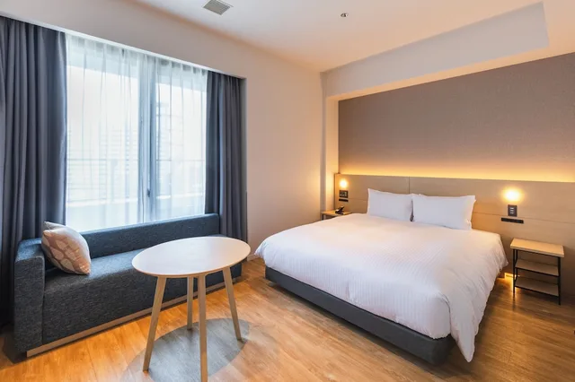 Residential, Queen Bed, Washing Machine, Kitchen، Sotetsu Hotels The Splaisir Yokohama 1/5