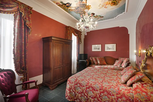 غرفة سوبيريور رباعية بأربعة أسرّة، Hotel San Cassiano Residenza D epoca Ca favretto 1/6