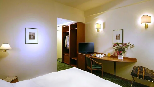 غرفة كلاسيكية بسرير مزدوج، Phi Hotel Emilia 4/6