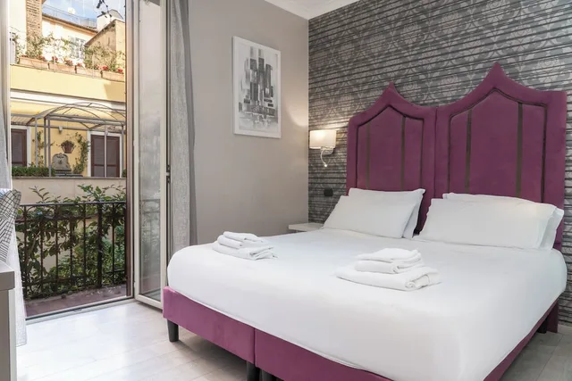 Basic, King Bed, Il Campo Marzio 2/9