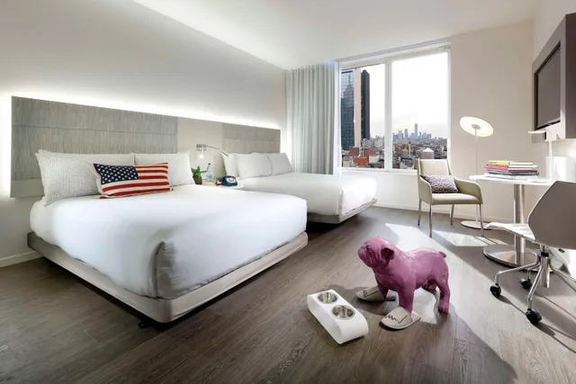 غرفة بسريرين مزدوجين بإطلالة على المدينة، INNSiDE New York NoMad 3/4