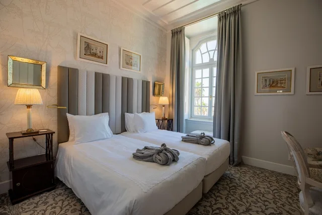 Room, Double Bed, Small, Estoril Vintage Hotel 2/4