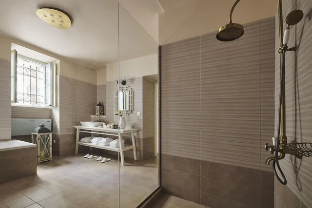Semi Basement, Comfort, Studio, Suite، Bohemian Suites Athens 7/9