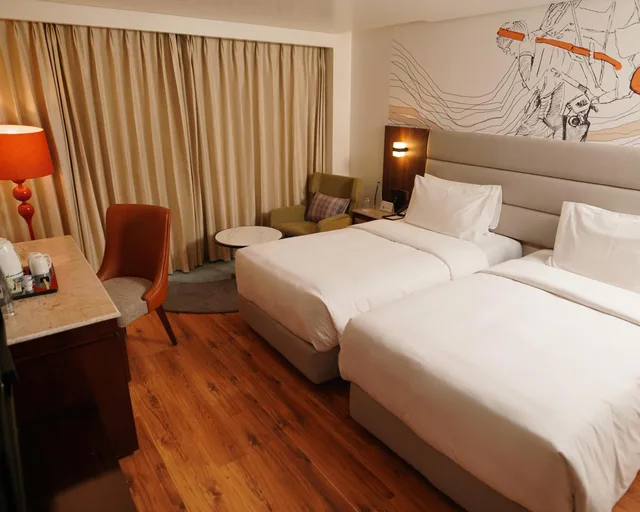 غرفة قياسية بسريرين منفصلين، Hyatt Centric Rajpur Road Dehradun 2/4