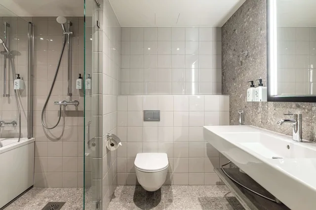 جناح جونيور بسرير كينج، Scandic Lahti City 2/3