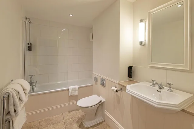 Deluxe, Double Bed, Bartley Lodge Hotel 6/9