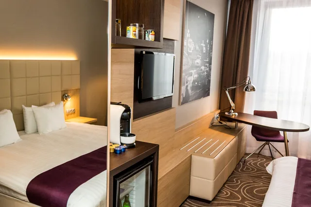 غرفة بريميوم بسرير مزدوج، Holiday Inn Budapest Budaors 2/5