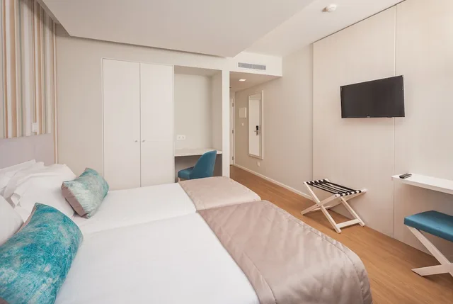 غرفة بسرير مزدوج، Essence Inn Marianos 3/6