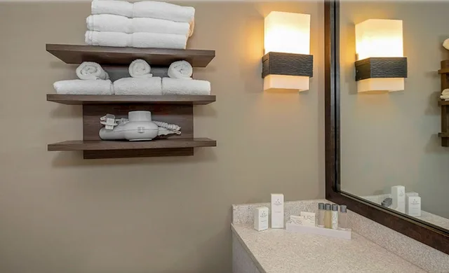 جناح بسرير كينج، State House Inn, Trademark Collection by Wyndham 4/5