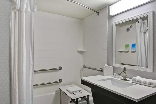 استوديو بسرير كينج مع أريكة لذوي الإعاقة، Home2 Suites By Hilton Miramar Ft Lauderdale 3/7