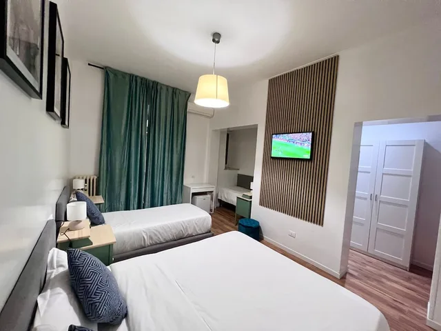 غرفة ديلوكس ثلاثية بسرير مزدوج وسرير فردي، The Place In Rome 7/10