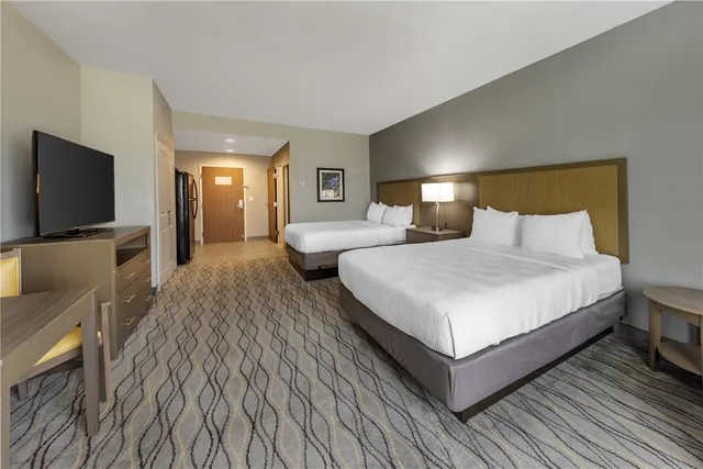 جناح بسريرين كوين مع أريكة، BEST WESTERN PLUS PAULS VALLEY 2/4