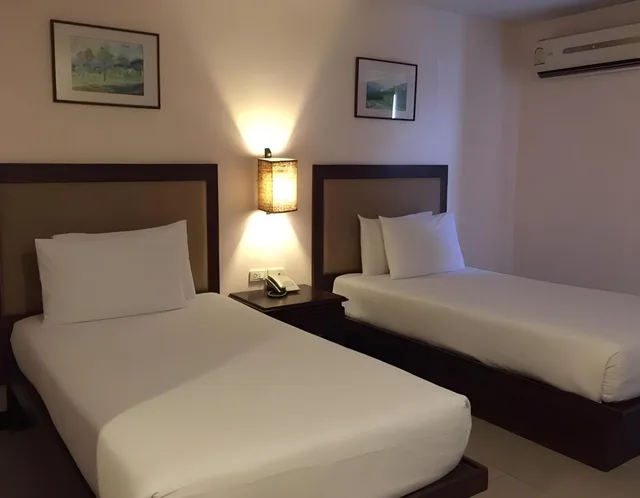 غرفة سوبيريور بسريرين منفصلين، NARIS ART HOTEL 1/1