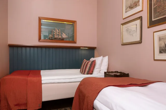 غرفة قياسية بسريرين منفصلين، Lord Nelson Hotel 2/4
