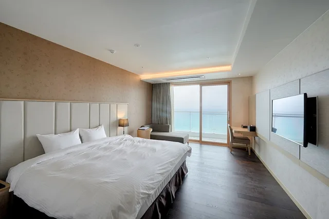 Ocean, Water, Superior, King Bed، Sol Beach Samcheok 1/2
