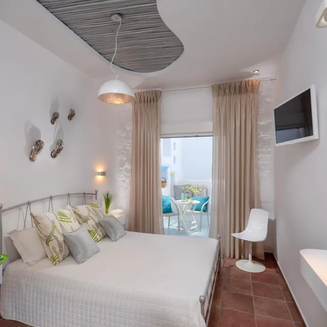 غرفة بسرير مزدوج أو سريرين منفصلين بشرفة، Adriani Hotel 1/10
