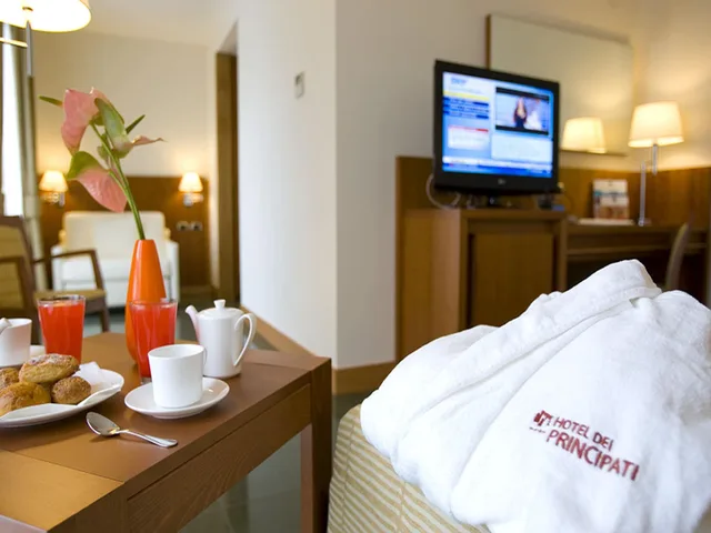 غرفة سوبيريور بسريرين منفصلين، Hotel Dei Principati 8/10