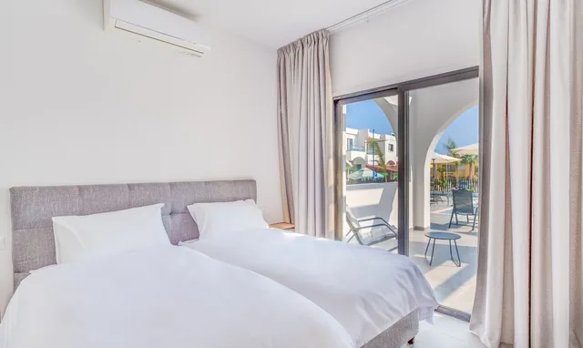 جناح ديلوكس بسريرين منفصلين، Zoi Ayia Napa hotel 1/2