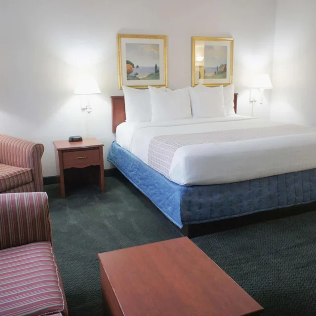 غرفة تنفيذية بسرير كينج، La Quinta Inn by Wyndham Ft. Lauderdale Tamarac East 5/5