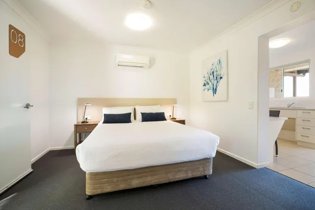 2 Bedrooms, Apartment, Nightcap at Golden Beach Tavern 4/10