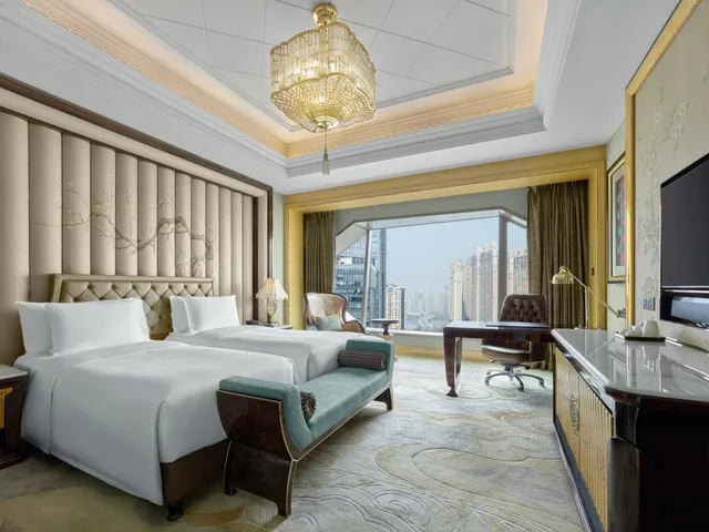 Hollywood, Double Bed، Wanda Reign Wuhan 1/1