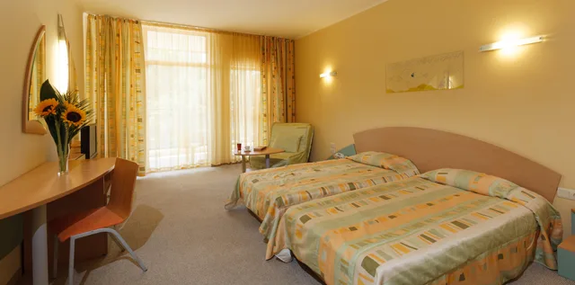غرفة قياسية بسرير مزدوج، Atlas Hotel 2/2