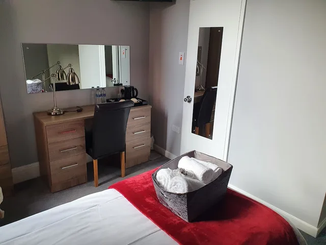 غرفة بسريرين منفصلين في الطابق الأرضي، The Braemar Hotel 3/5