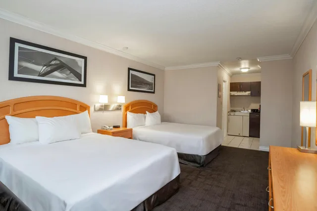 Studio, 2 Queen Beds, Kitchen, Monashee Building, Sandman Hotel Revelstoke 2/5