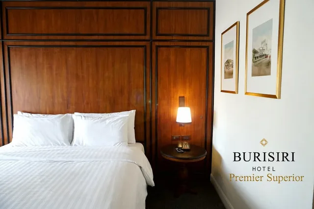 غرفة بريميير سوبيريور بسرير كينج، Buri Siri Hotel 3/4
