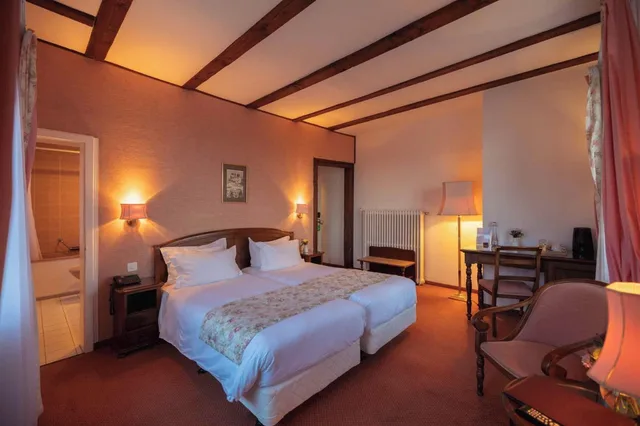 غرفة ديلوكس بسرير مزدوج، Hotel Regina Wengen 2/4