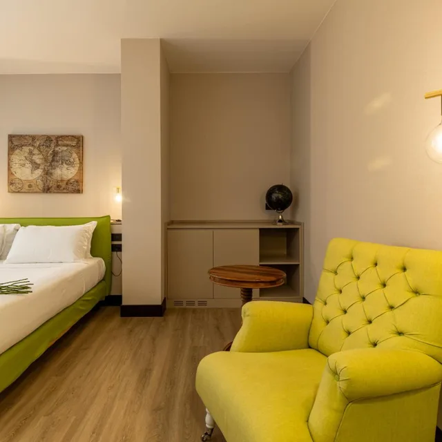 جناح، H2C HOTEL MILANOFIORI 8/10