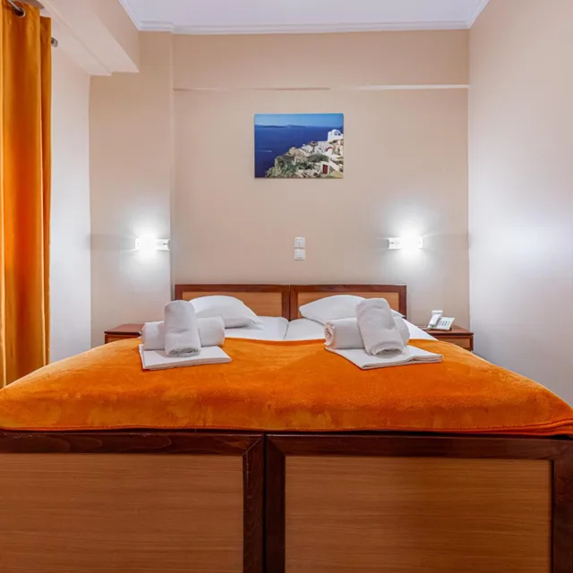 غرفة اقتصادية بسرير مزدوج أو سريرين منفصلين، Faros 1 Hotel 4/10