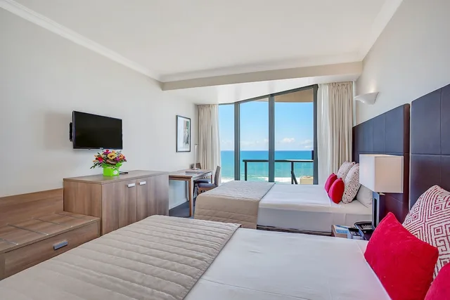 Ocean, Deluxe, Twin Beds، Mantra Legends Surfers Paradise 5/7