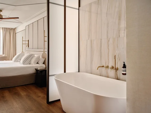 Swim Up, Junior Suite، BLESS Ibiza The Site 6/10