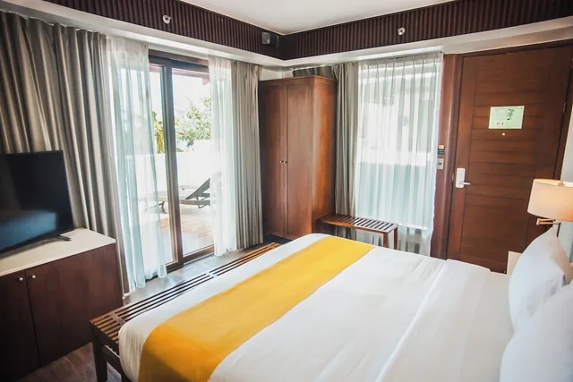 Sky, Suite, King Bed، Mandarin White Sand Boracay 3/6