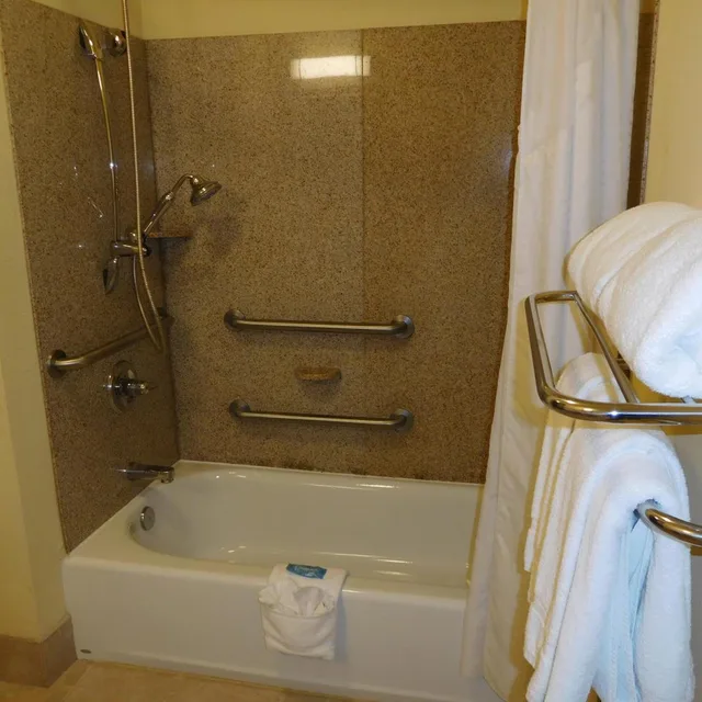 Suite, Accessible, Holiday Inn Express Hotel And Suites Ponca City 4/5