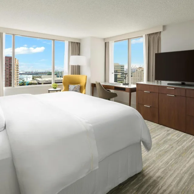 غرفة بسرير كينج، Westin Long Beach 3/20