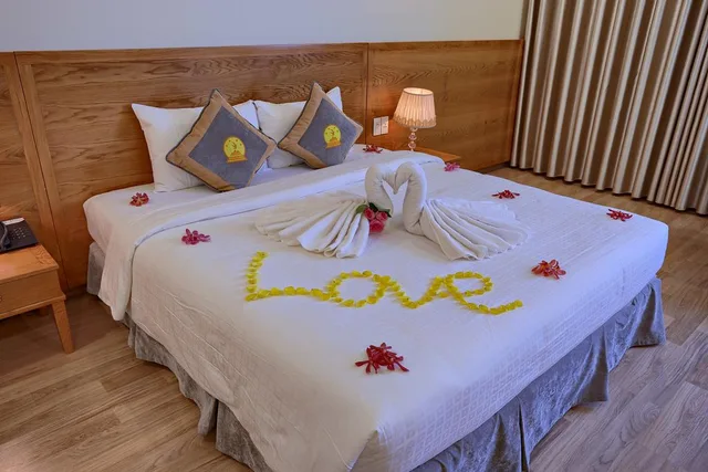 غرفة ديلوكس بسرير مزدوج، Hoang Son Peace Hotel 4/10