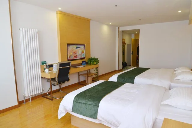 Feature, Suite, 1 King and 1 Single Beds، Greentree Inn Beijing Yanqing District Badaling Changcheng Kangzhuang Express Hotel 1/1
