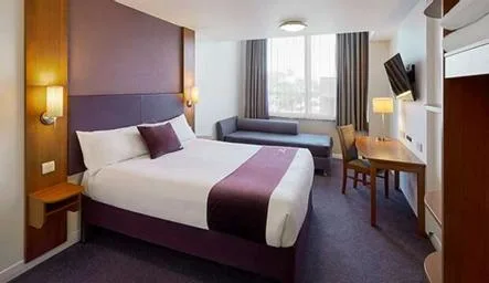 غرفة بسرير مزدوج، Premier Inn Evesham 1/2