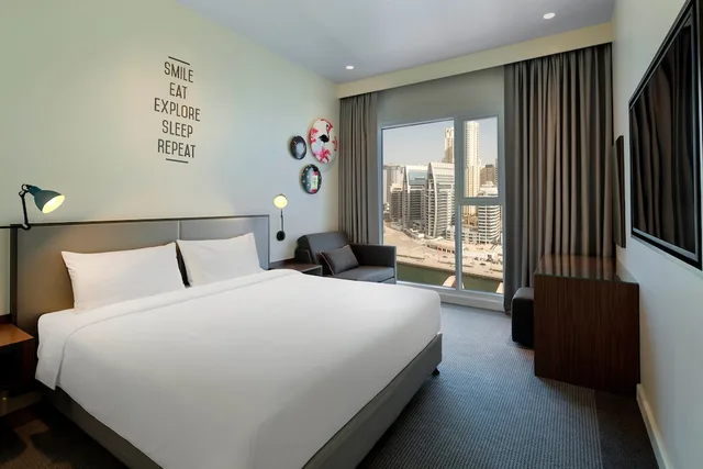 Rover Room Marina View، Rove Dubai Marina 2/2
