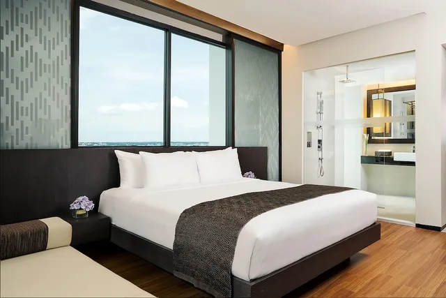 Skyline, Avani, Premier, King Bed, AVANI Khon Kaen Hotel and Convention Centre 2/3